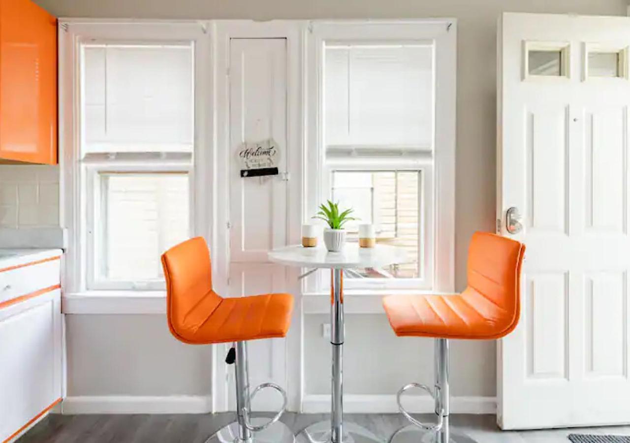 La Naranja Retreat - Cozy Duplex Near Downtown With Parking, 300 Mb Wifi & Self Check In Villa Cleveland Exteriör bild